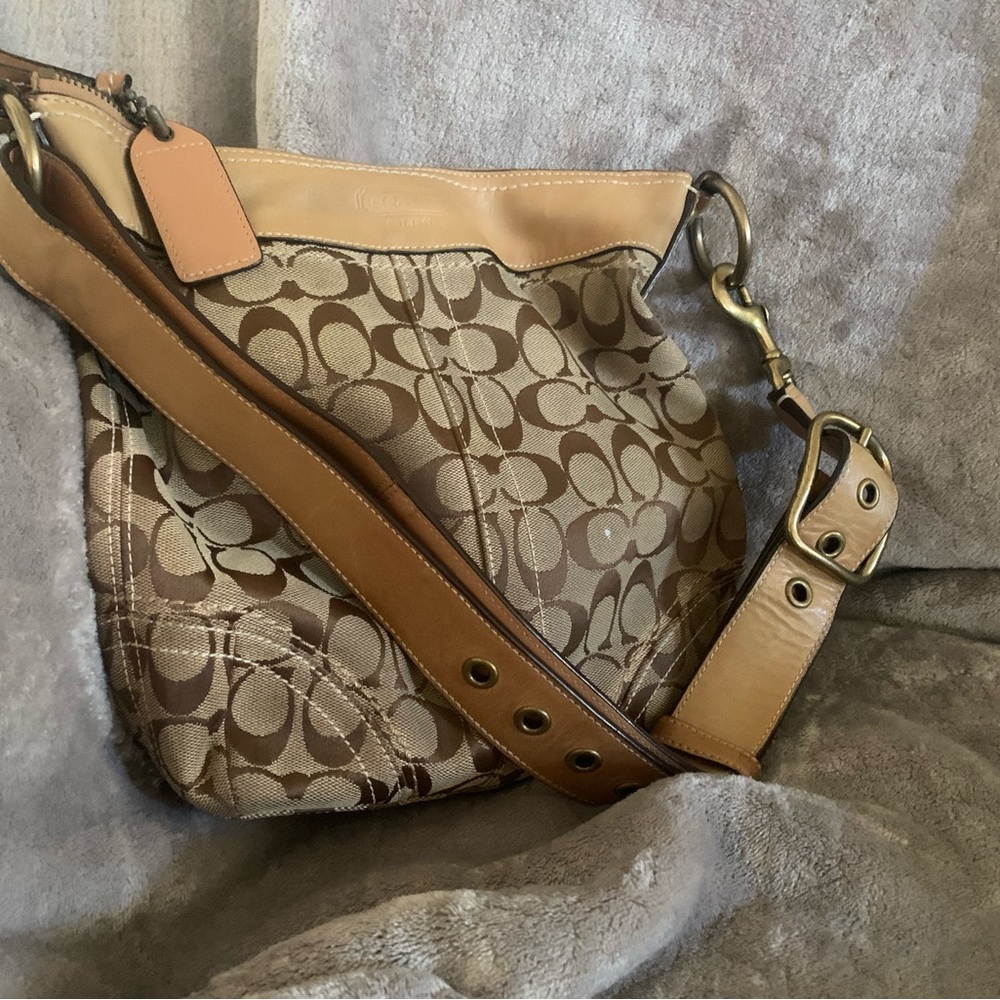 COACH purse /  handbag great condition